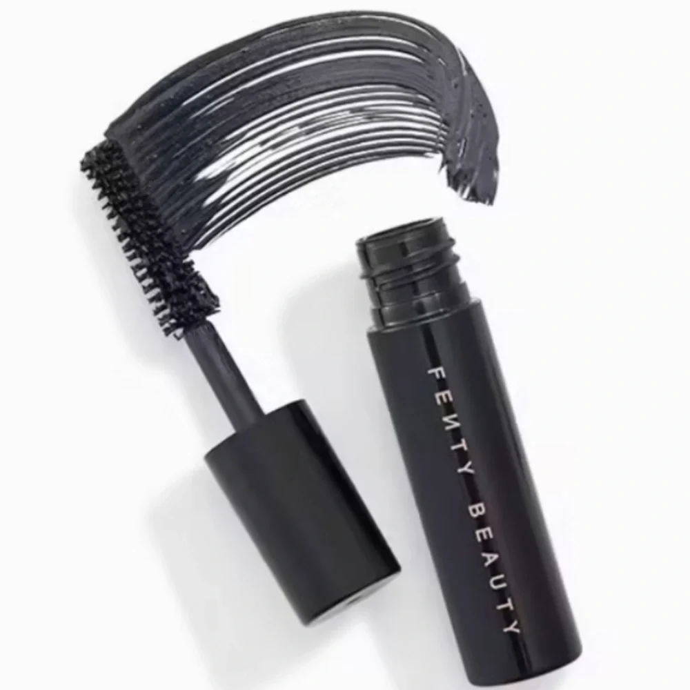 Fenty Beauty Hella Thicc Volumizing Mascara